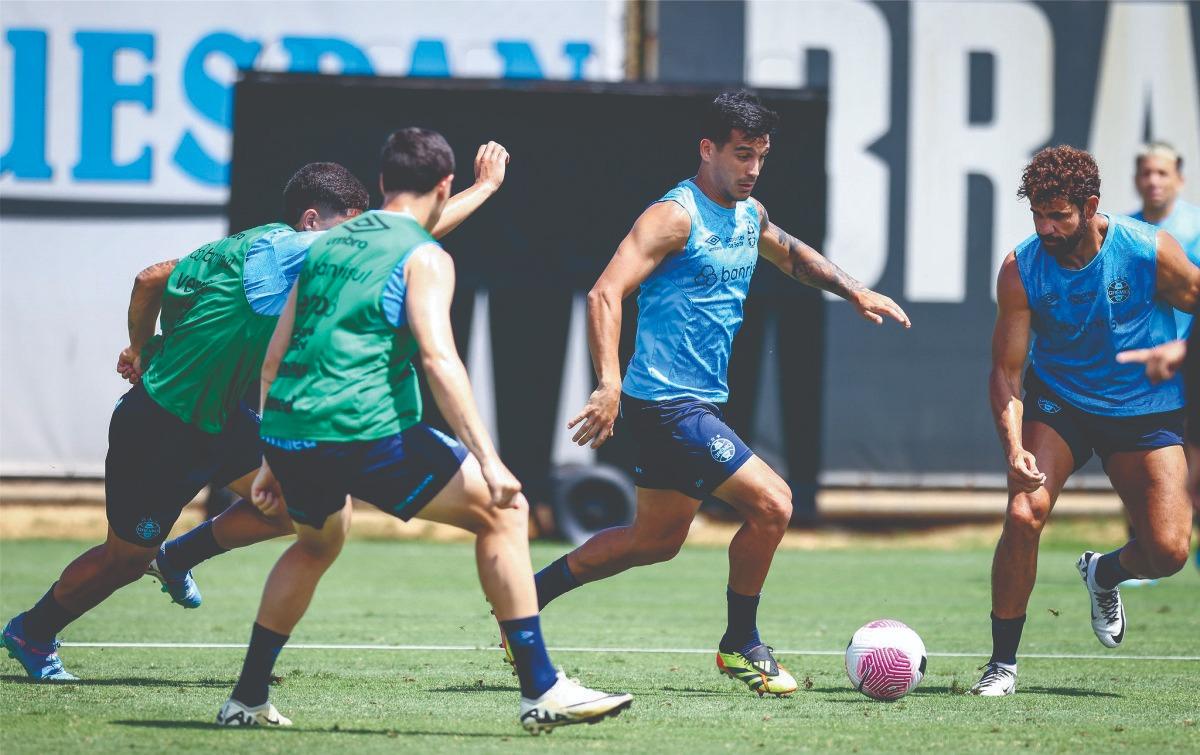 SEGUEM TREINAMENTOS PARA ENFRENTAR O PALMEIRAS, NA SEXTA